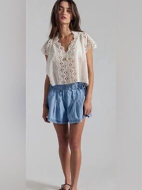 We The Free Croquet Denim Shortsies size L; like-New